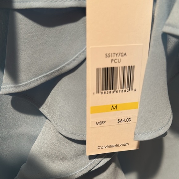 Calvin Klein Blue Top with Elegant Design - Picture 3 of 5